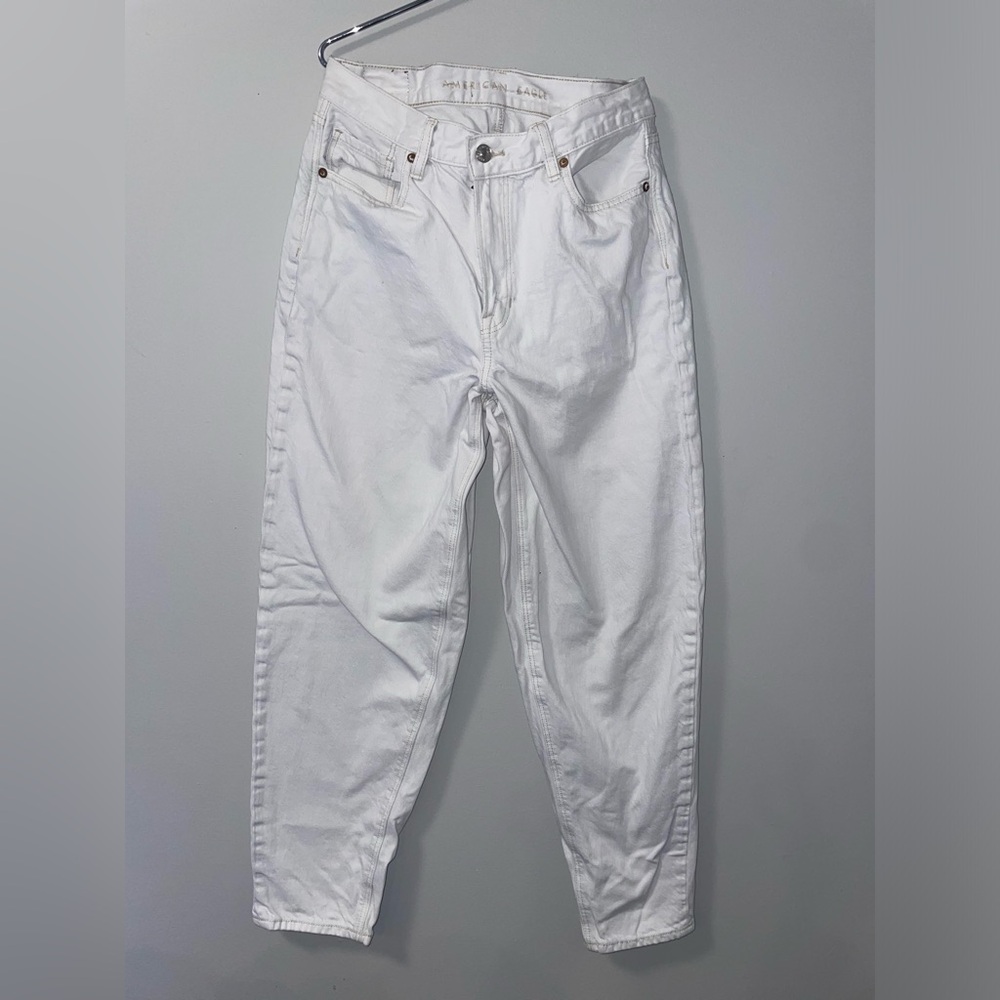 American Eagle Chic White Denim Jeans
